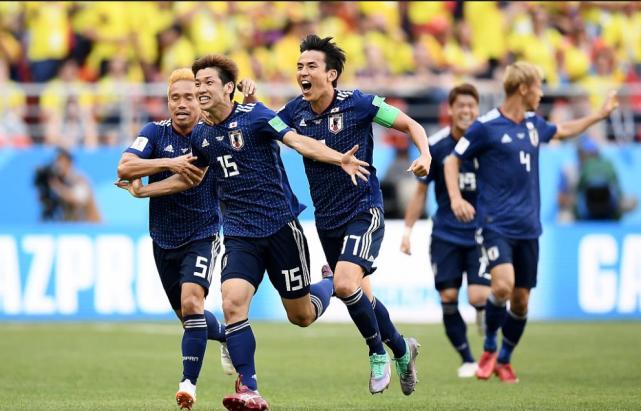 神奇！3个定位球定胜负，日本2-1复仇哥伦比亚，曾1-4惨败