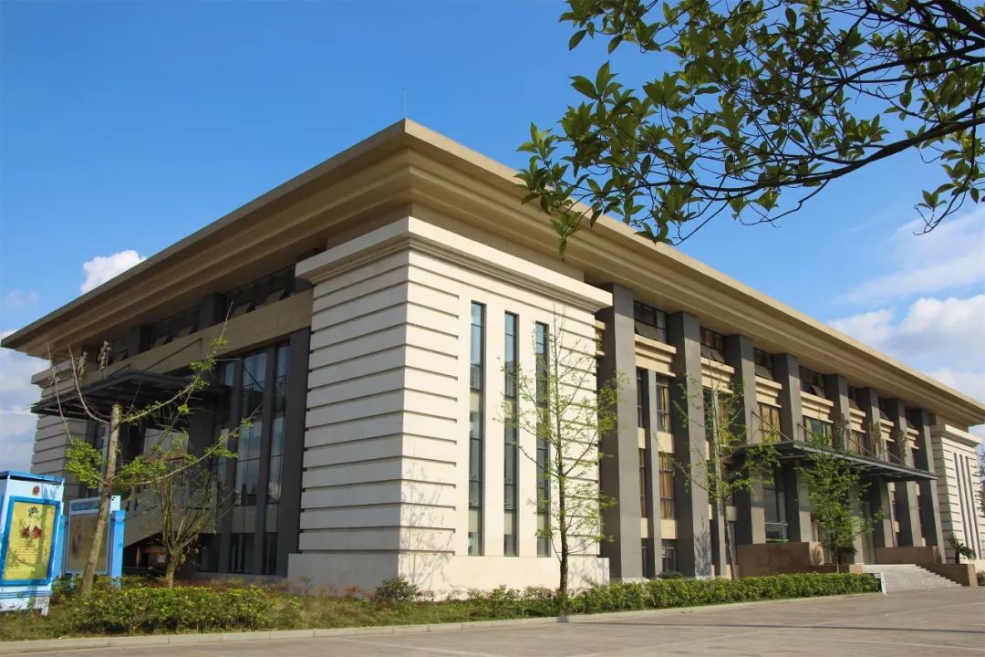军校巡礼|第十七站:武警警官学院(附往年录取线)