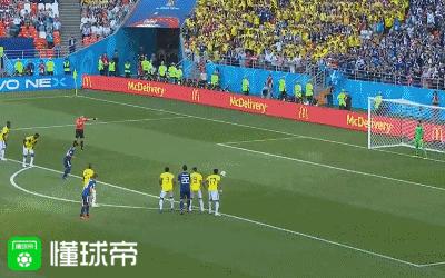 本届世界杯首张红牌+点球+贴地任意球破门！日本2：1哥伦比亚