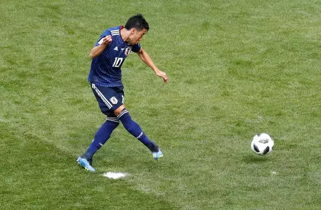 日本足球俄罗斯世界杯首场胜负(世界杯首战告捷 日本2:1 力克哥伦比亚：亚洲球队看日本)