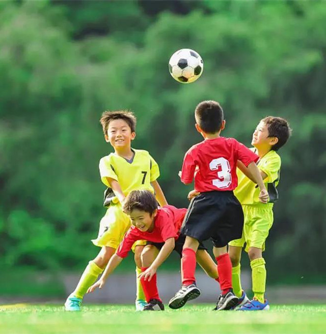 为什么智利世界杯5月份举办(熬夜追看“世界杯”的你 可知“大力神杯”的来历？)