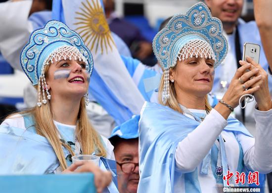 2018世界杯阿根廷对克罗地亚(阿根廷爆冷0-3负克罗地亚 小组出线岌岌可危)