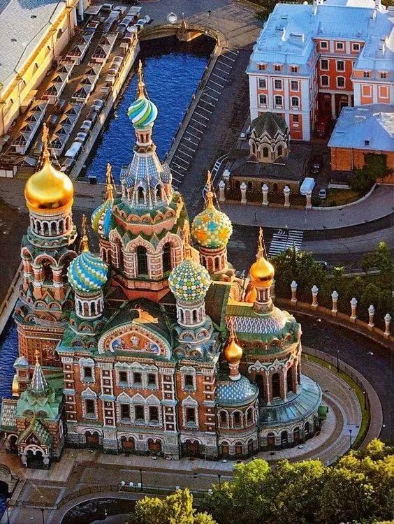 世界杯为什么在俄罗斯（与C罗一起探寻4年一次的世界杯，为什么幸临俄罗斯？）