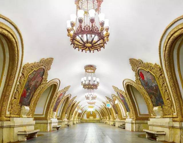 世界杯为什么在俄罗斯（与C罗一起探寻4年一次的世界杯，为什么幸临俄罗斯？）