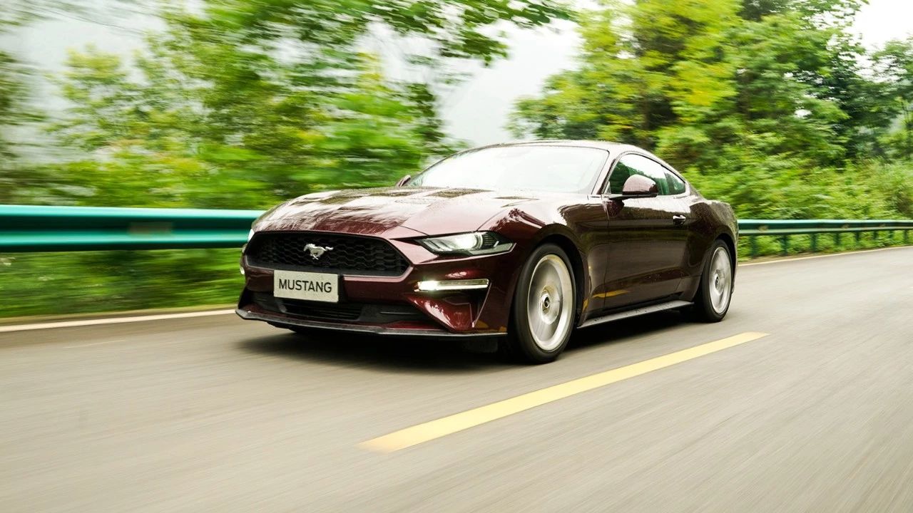 不再娘炮车！试驾福特2018款Mustang！