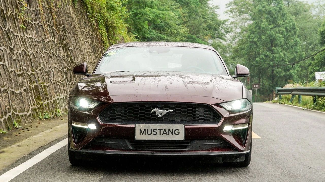 不再娘炮车！试驾福特2018款Mustang！