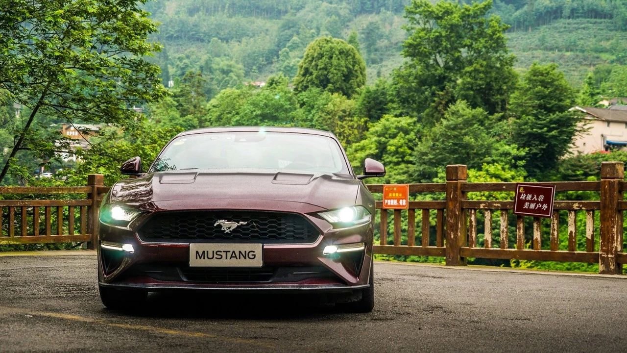 不再娘炮车！试驾福特2018款Mustang！