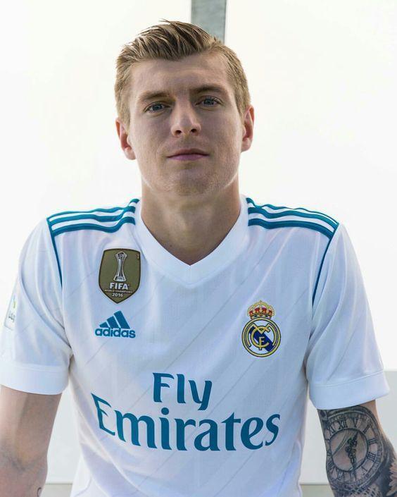 世界杯男模队壁纸(德国队逆转胜!克罗斯绝杀球成为男模天团新英雄!