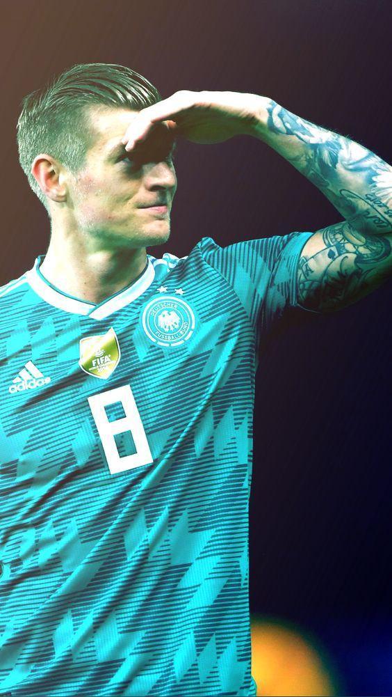 世界杯男模队壁纸(德国队逆转胜!克罗斯绝杀球成为男模天团新英雄!