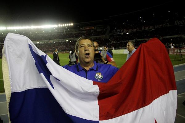 关于巴拿马世界杯（1：6输了，巴拿马球迷却很开心！努力了80年，才站在这里和你们踢世界杯……）