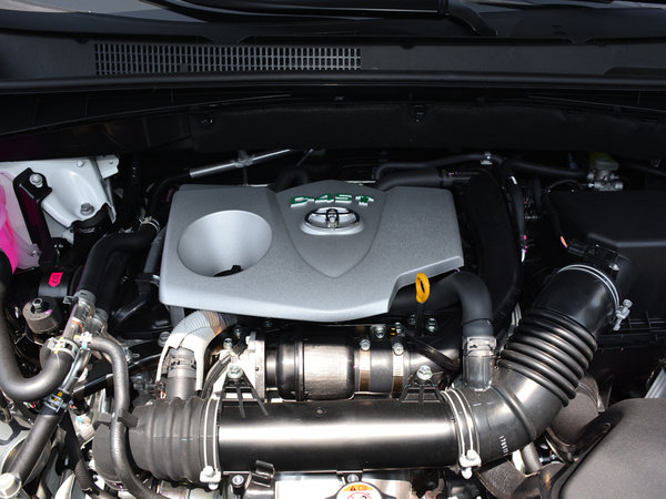 就连雷克萨斯es200身上也装着这个发动机,但这是一汽丰田做不出来的