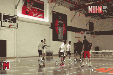 篮球比赛半场是多少（半场篮球就是一顿AND1？你错了！看看最合理的半场篮球打法！）