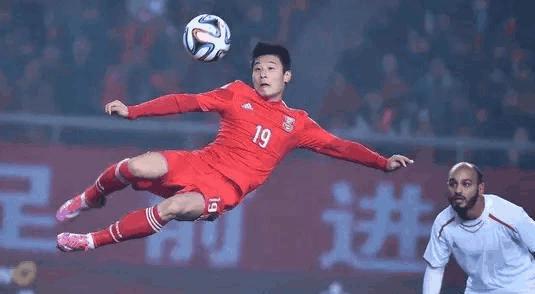 亚洲为什么进不了世界杯（中国足球为何一直进不了世界杯？）