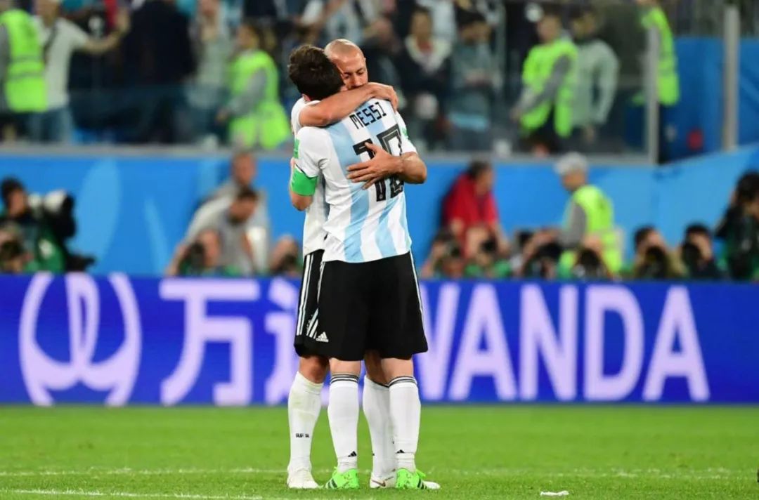 2018世界杯阿根廷对尼日利亚（666！阿根廷2：1战胜尼日利亚，绝境重生，小组出线！朋友圈都哭了！）