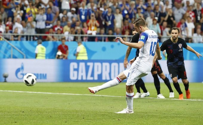 2014世界杯冰岛输给谁（克罗地亚2-1冰岛送对手出局：巴德利表现抢眼 打破一个传言）