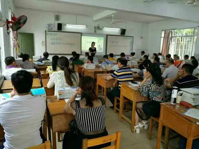 柳州柳邕高中有足球场吗（搞事情！柳州这所高中又要火了，竟然是因为这个……）