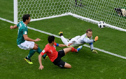 卫冕冠军德国队出局了！瑞典3-0战胜墨西哥 携手晋级 德国0-2战败韩国