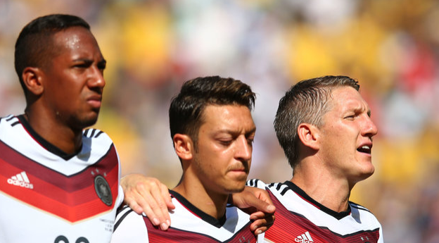 足球比赛前为什么要唱国歌（德国输球因为有人没唱国歌？科学家：唱国歌的音量重要，影响胜率）