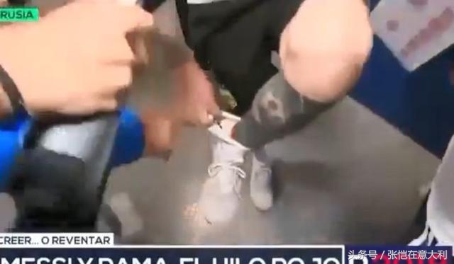 2018世界杯马拉多纳手表（马拉多纳手上为啥戴2块表？不是为了炫富，真实原因让球迷很感动）