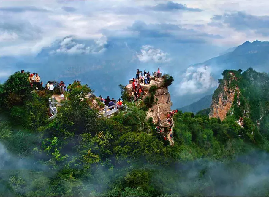 喂喂!高考准考证别丢了!凭证可以免费游全国……