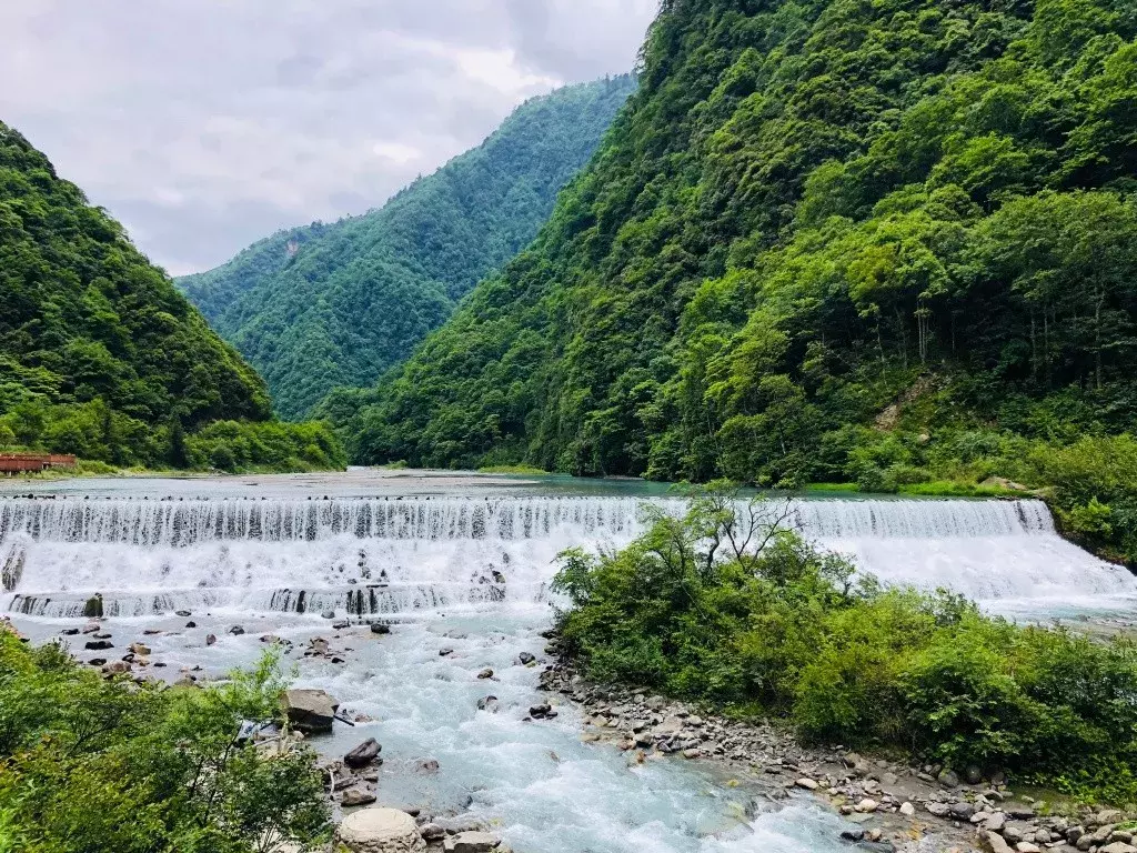 逃离30℃的成都，周边8大清凉避暑地盘点！个个都有颜又有料！