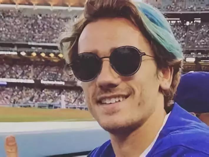 内马尔巴西世界杯发型（内马尔的泡面头其实大有“深意”？足球界的发型比拼你看得懂么）