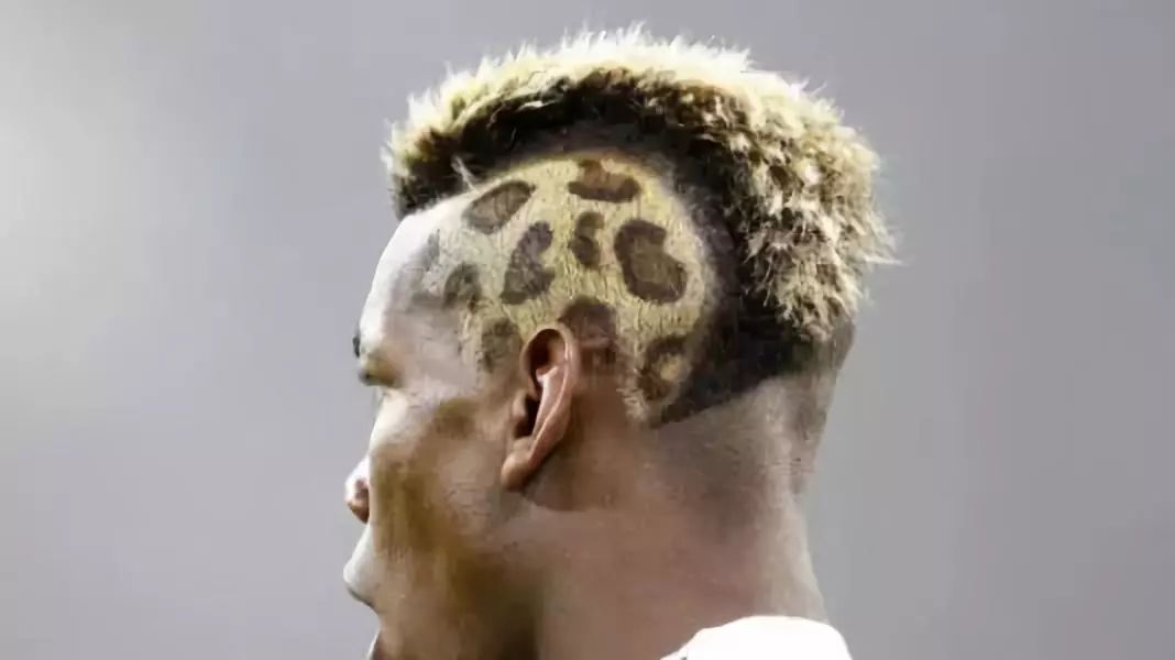 内马尔巴西世界杯发型（内马尔的泡面头其实大有“深意”？足球界的发型比拼你看得懂么）