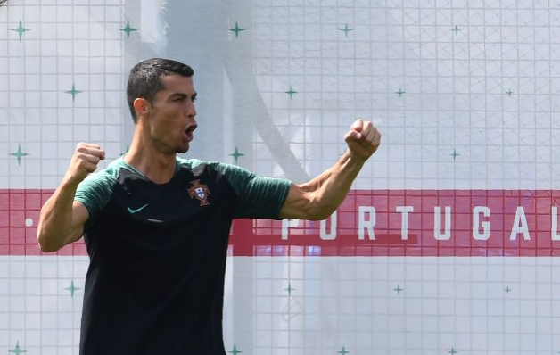 世界杯宣言2018年（「國美手機世界杯早報」葡萄牙發奪冠宣言 FIFA力挺VAR：接近完美）