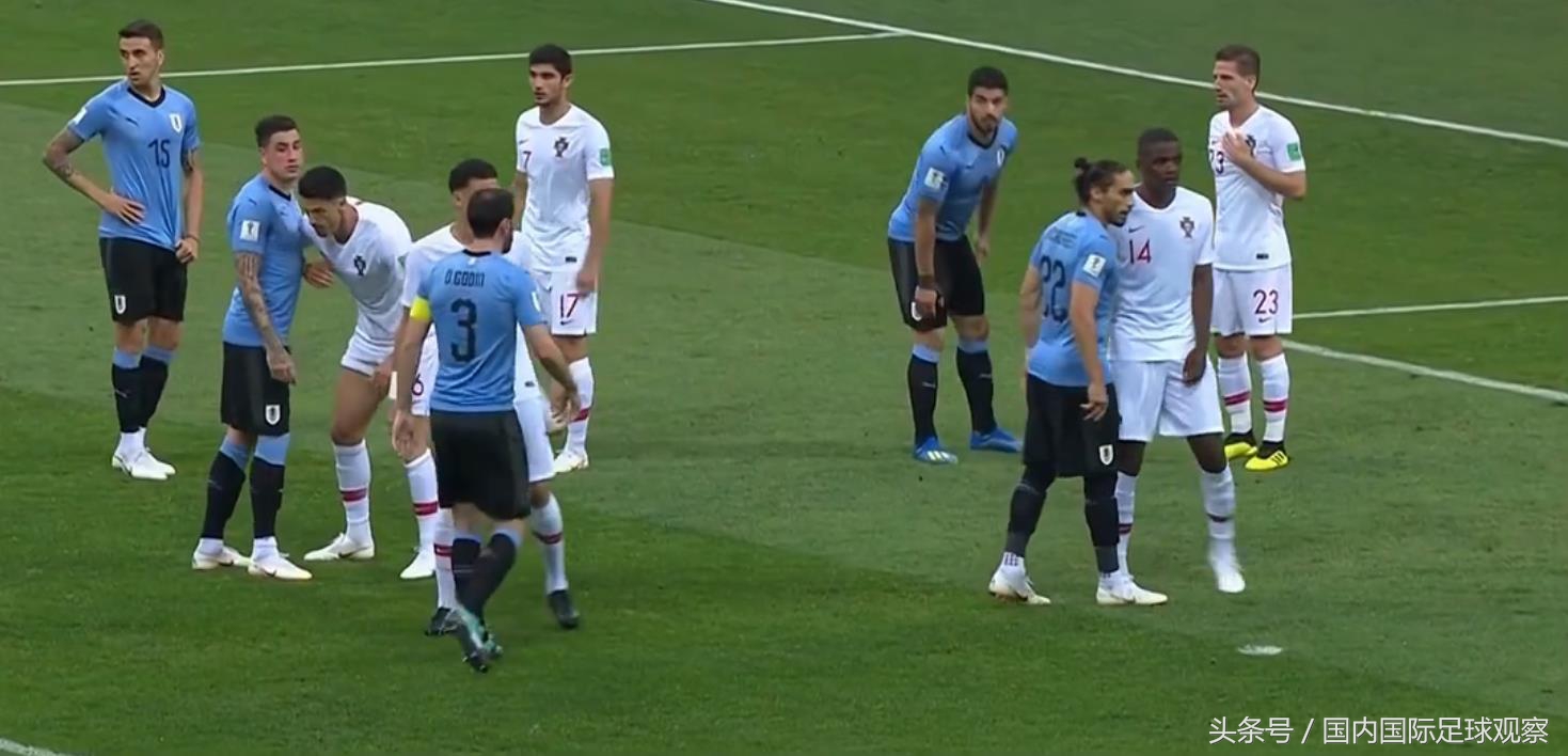 葡萄牙2018世界杯vs乌拉圭(世界杯：C罗出局！乌拉圭队2:1葡萄牙队！巴萨锋霸助攻！)