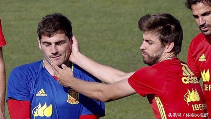 南美世界杯皮克（皮克创国家队耻辱纪录，世界杯上两度送点，这次皇马球员没能救他）