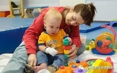 歪脖子,宝宝越小治愈率越高,图解从诊断到治疗方法等你来拿