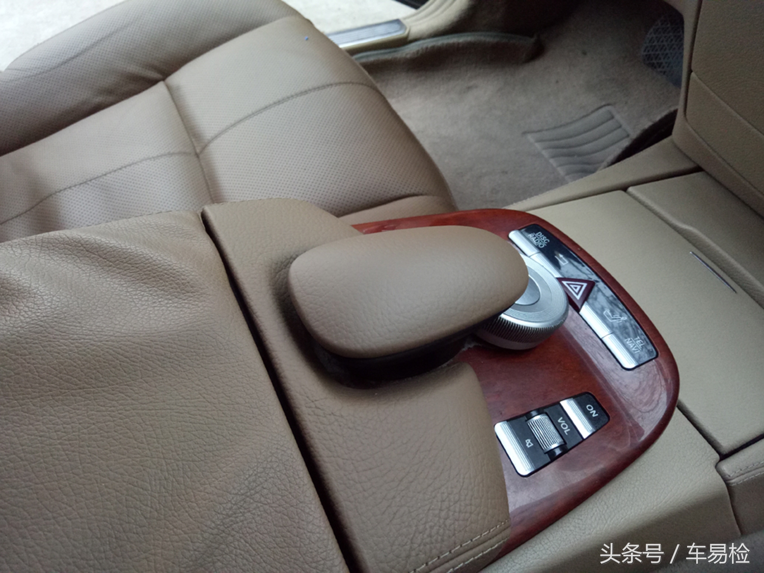 「这还是不是一台车啊」54万公里的奔驰s350翻新前后对比（w221)