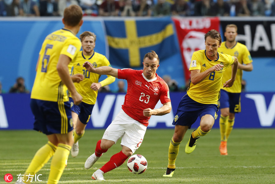 瑞典1-0瑞士美图精选：菜鸡互啄 血肉相搏
