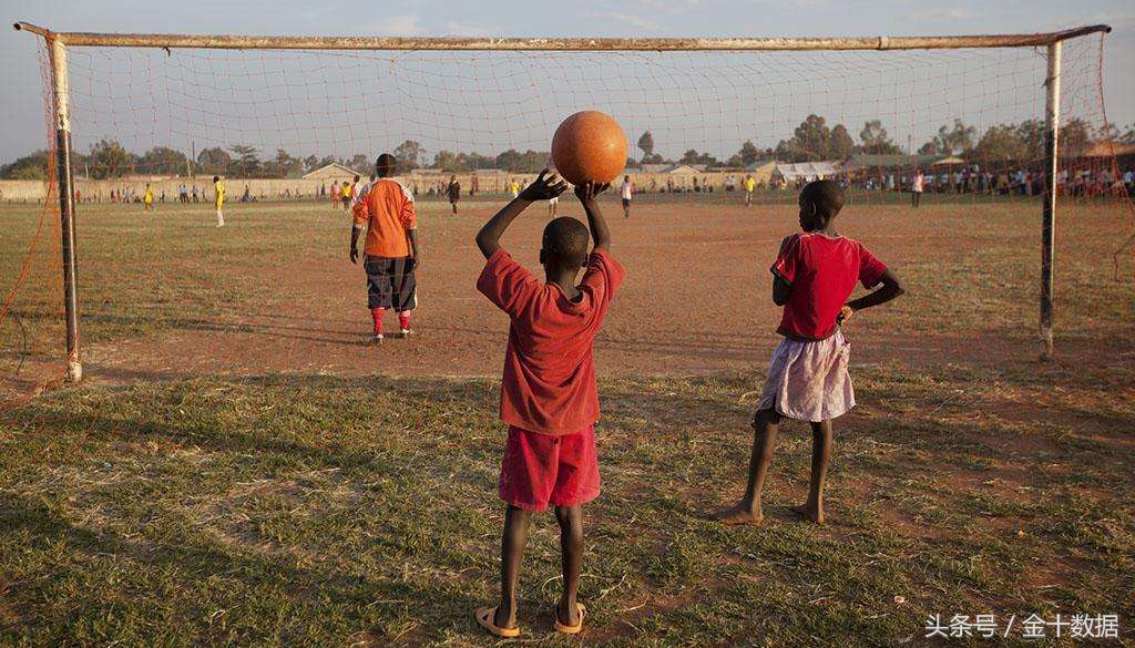 美国为什么没进世界杯（中美不参加世界杯，德国遭淘汰！为何经济强国不一定是足球王国？）