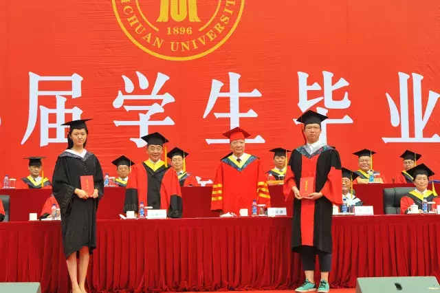 2018最火毕业典礼金句C位出道,让你又笑又哭……