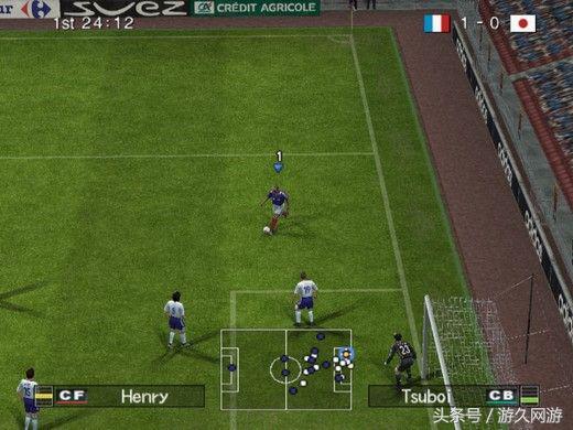 实况足球2017如何显示黄牌（你还记得自己第一次玩《实况足球》时使用的的设备吗？）