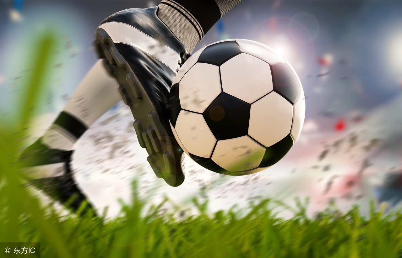 踢足球好嗎英語（足球叫soccer還是football？）