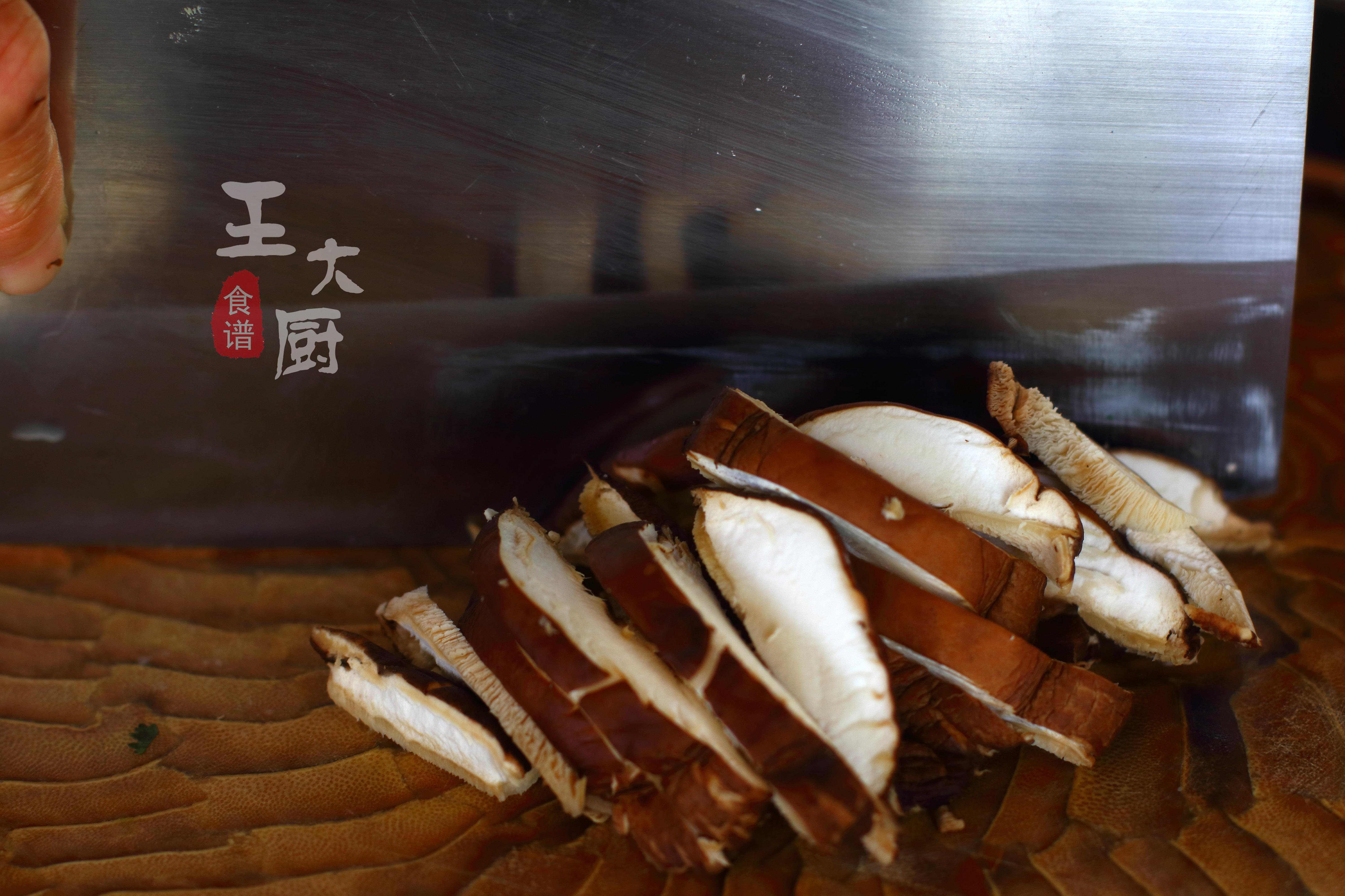 黃燜雞米飯的做法,黃燜雞米飯的做法 最正宗的做法