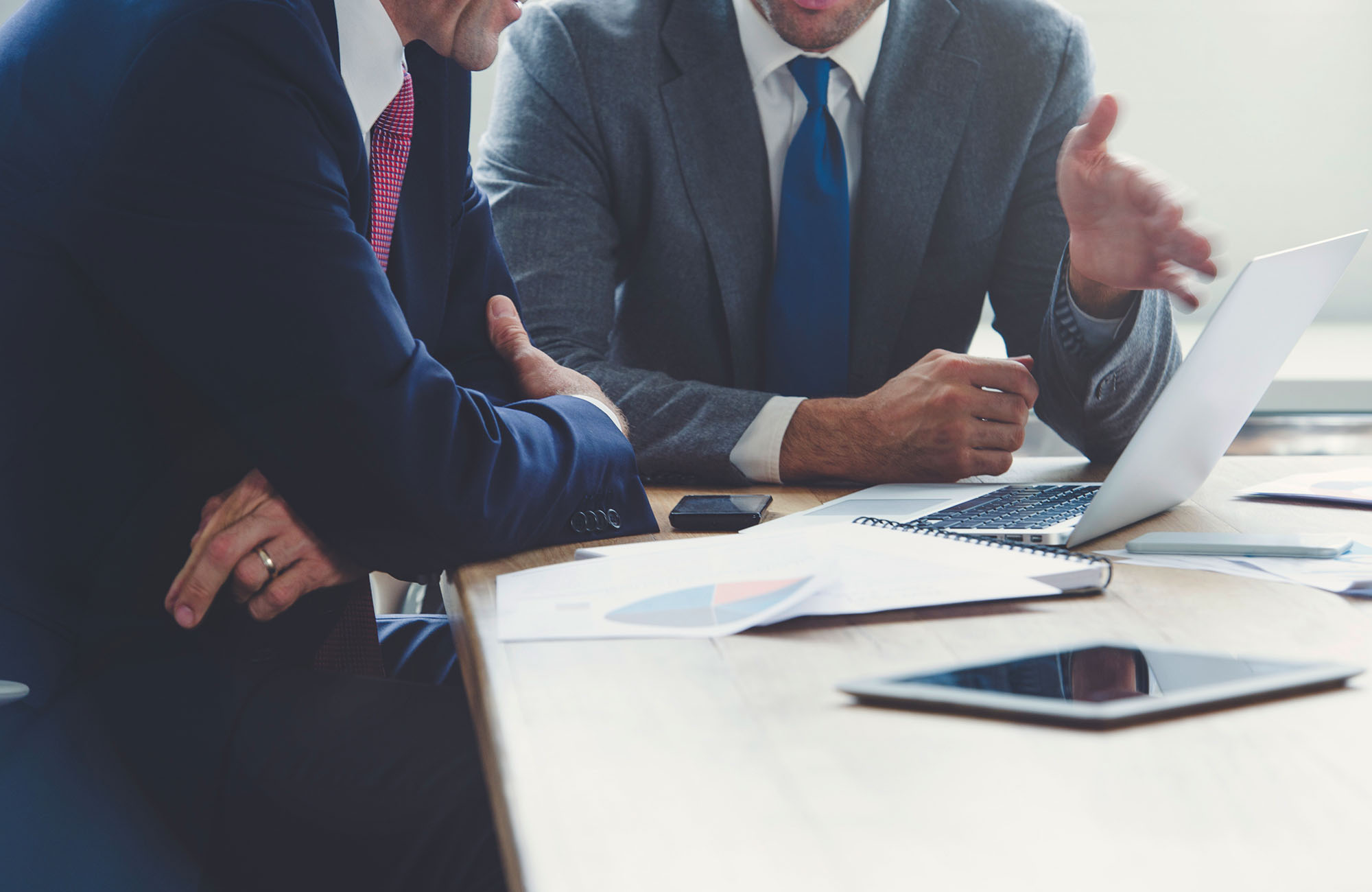 在团队里！如果你的上司对你工作的不信任之时，你会怎么做？