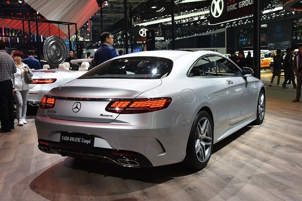 新款奔驰s级轿跑车上市 售价124.38万