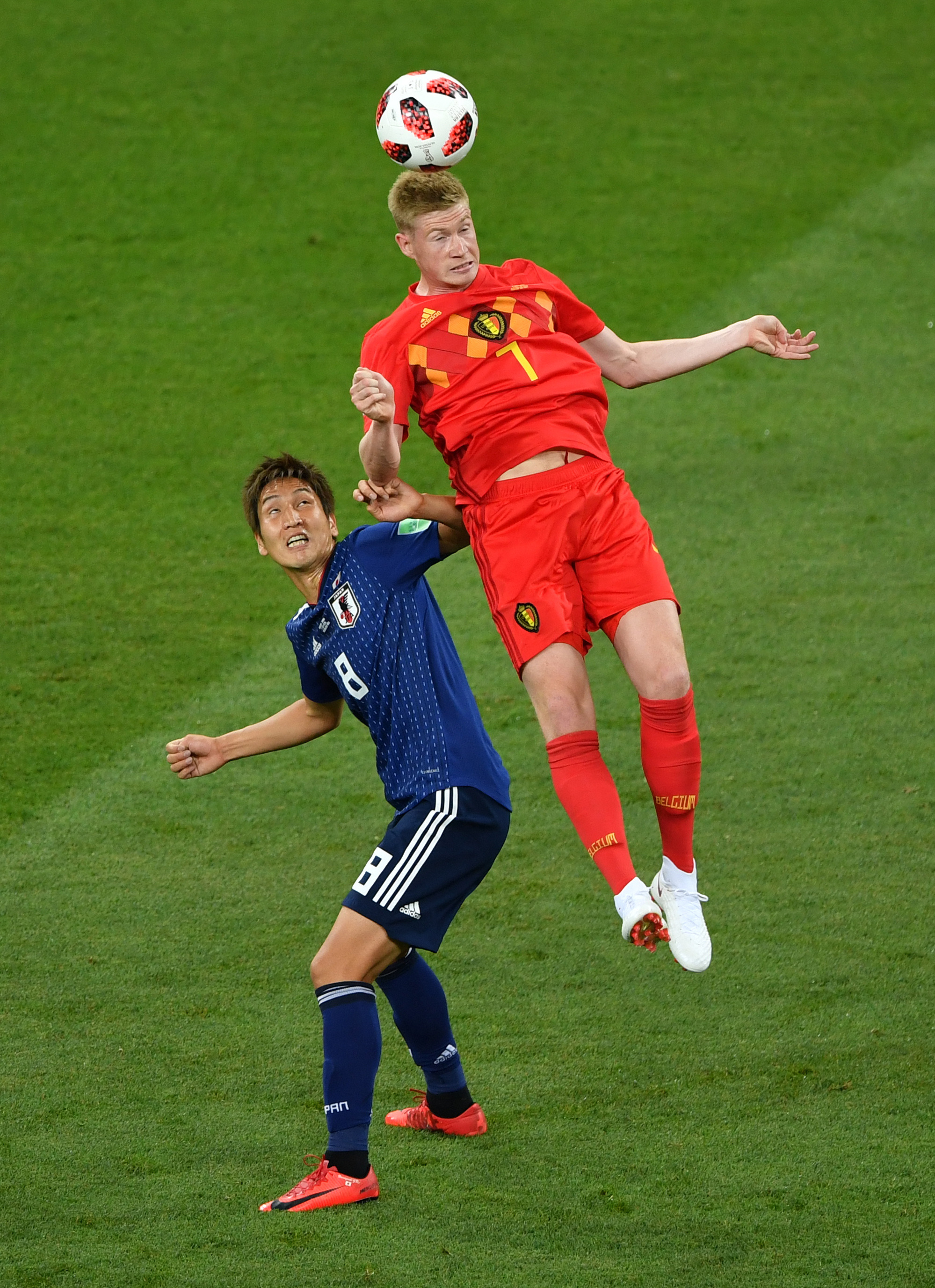 為什么歐冠稱為德布勞內杯（比利時真人版“丁丁歷險記”，他的足球生涯充滿戲劇性）