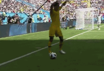 2018世界杯足球制造商是谁（世界杯用球中国东莞造！漏气，门将黄油手都怪中国制造质量不行！）