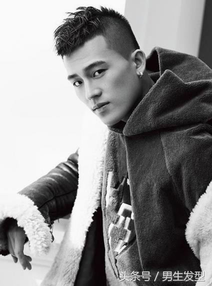 卡尺头发型(男生"卡尺头"帅炸,真正考验颜值的发型!