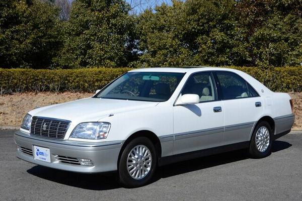 丰田皇冠历史所有车型_丰田皇冠历代 - 阜阳汽车网