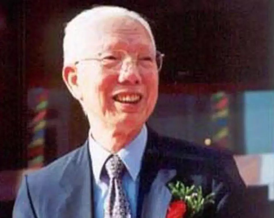 “中国百校之父”田家炳辞世：曾捐出80%身家给超200所学校！