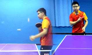 乒乓球为什么喝两种水（全民学乒乓常识：拉出的乒乓球还能二次加速？其实原理是这样的）