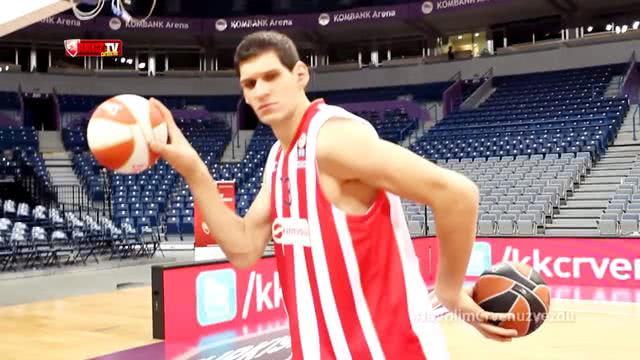 nba中哪些球员是姚明为偶像（2.21米巨人视姚明为偶像，让多队头疼，大姚若有他这机遇会多强大）-华海博客