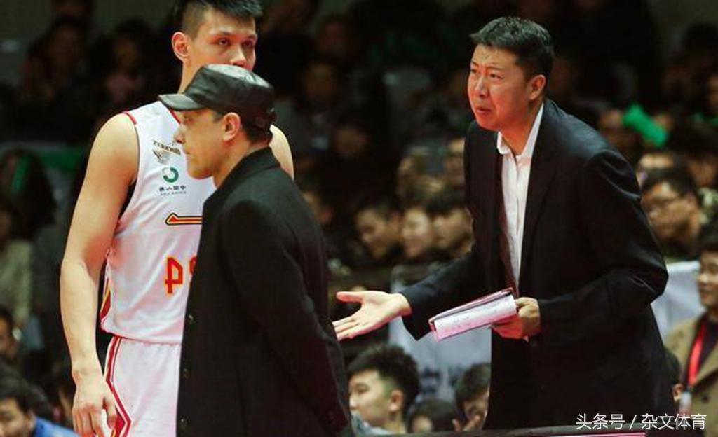 为什么nba没有华人教练(CBA唯一不用外援球队迎来巨变？中国男篮NBA第一人将成为主帅)