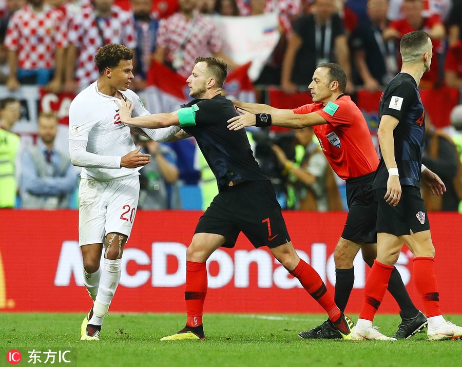 不和谐一幕！克罗地亚vs英格兰爆发冲突险大打出手