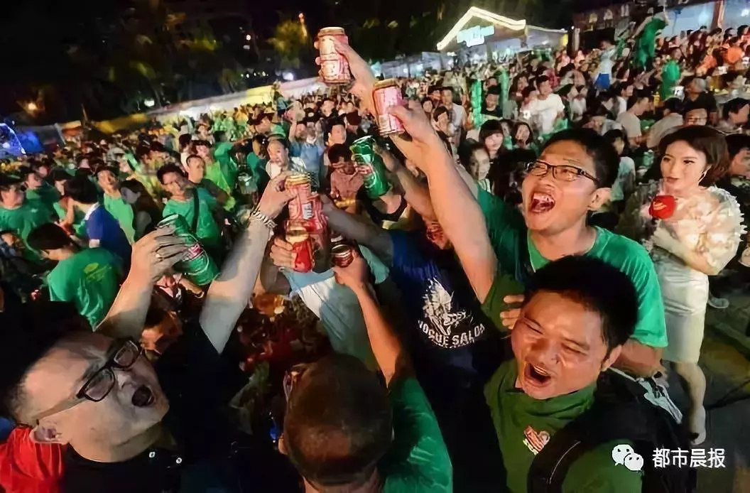 徐州那有喝啤酒看世界杯的地方(今年伏羊节，千人烤全羊！不出徐州，“迷你草原”上体验蒙古风情)